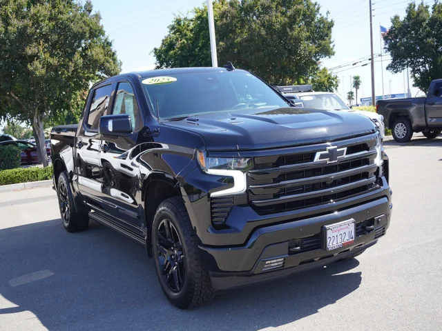 2025 Chevrolet Silverado 1500 2025 Chevrolet Silverado 1500 High Country Crew Cab Pickup