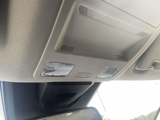 New 2025 Oxford White Ford XL image 20