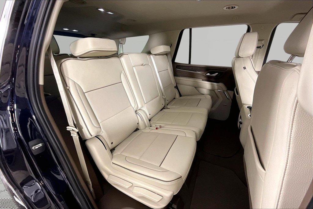 2023 GMC Yukon Denali - Photo 23