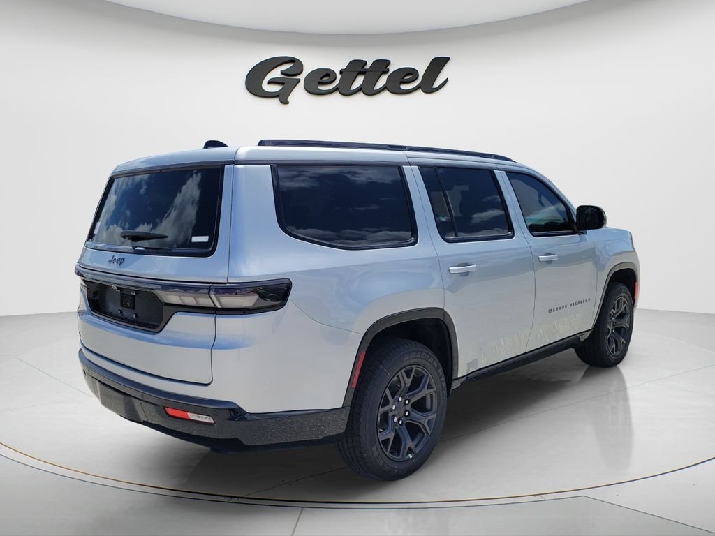 New 2026 Silver-Zynith Exterior Paint Jeep Limited Altitude image 5