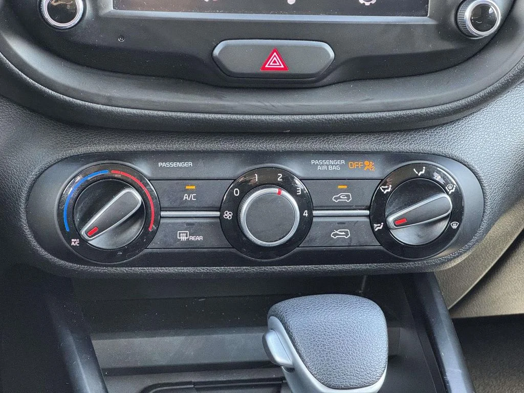 Used 2022 Black Kia LX image 20