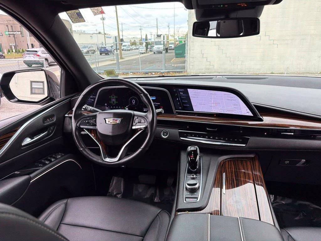 2023 Cadillac Escalade Luxury - Photo 27
