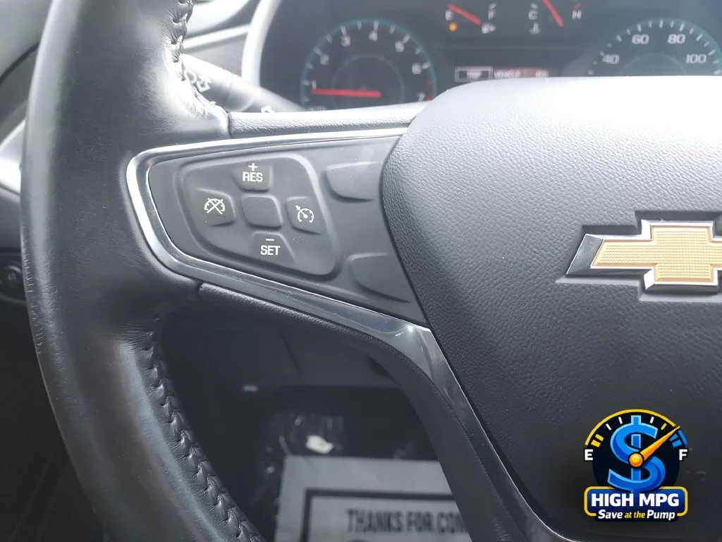 Used 2021 Gray Chevrolet RS image 18