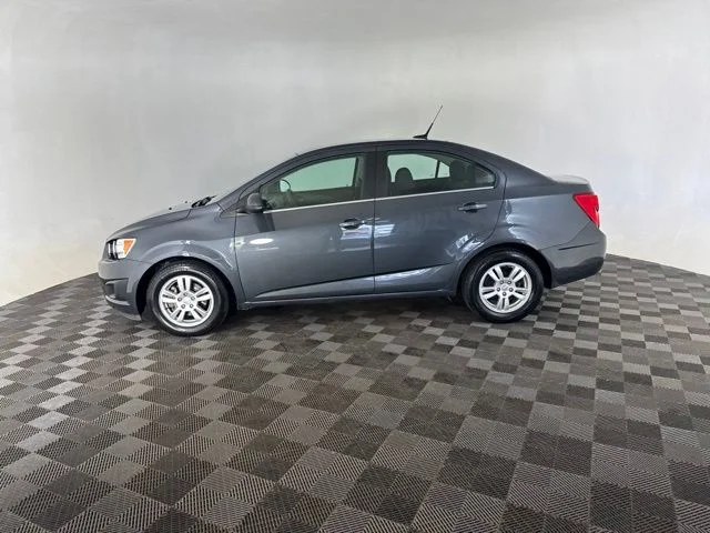 Used 2012 Gray Chevrolet 2LT image 8