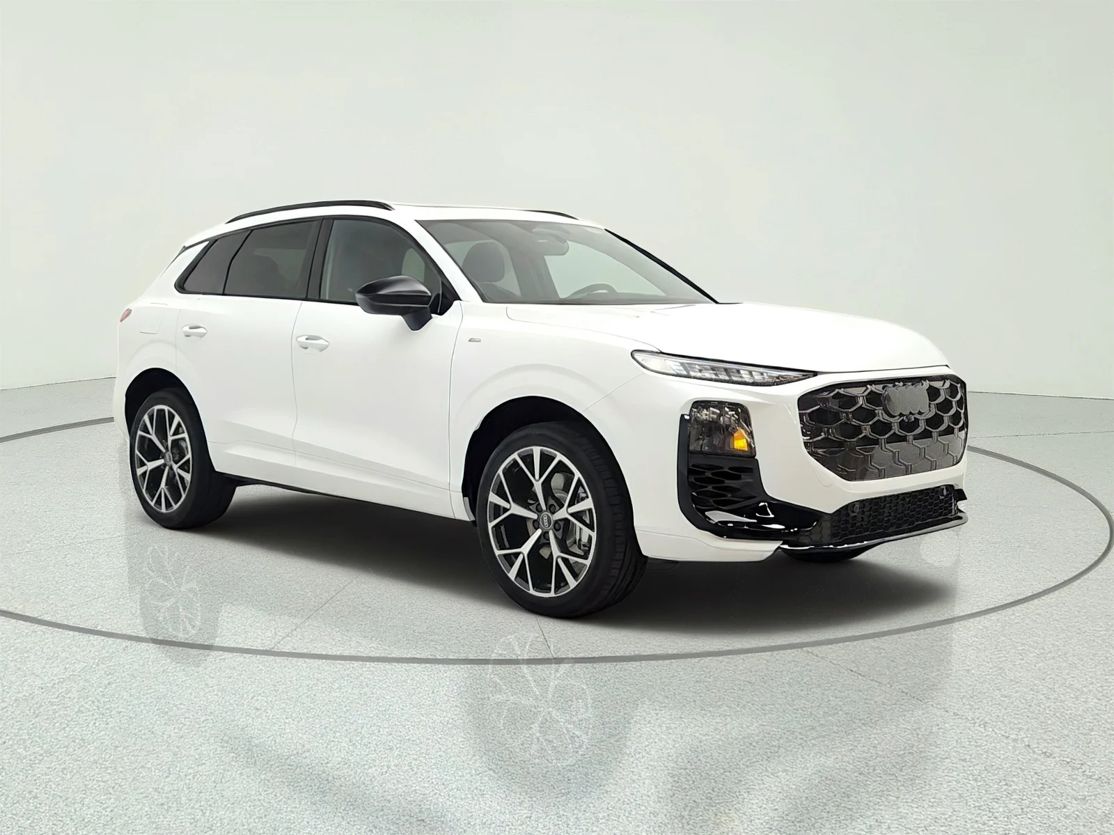 New 2026 Arkona White Audi S line quattro image 3