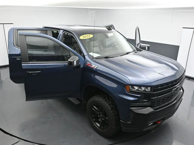 Used 2021 Blue Chevrolet LT Trail Boss image 33