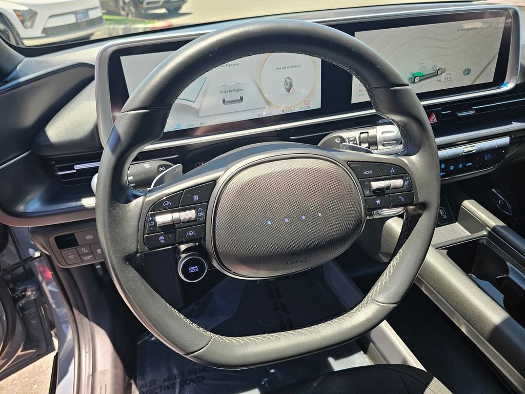 Certified Used 2024 Blue Hyundai SE image 27