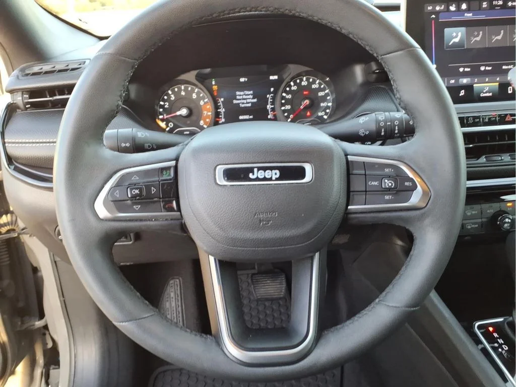Used 2023 Gray Jeep Latitude image 20