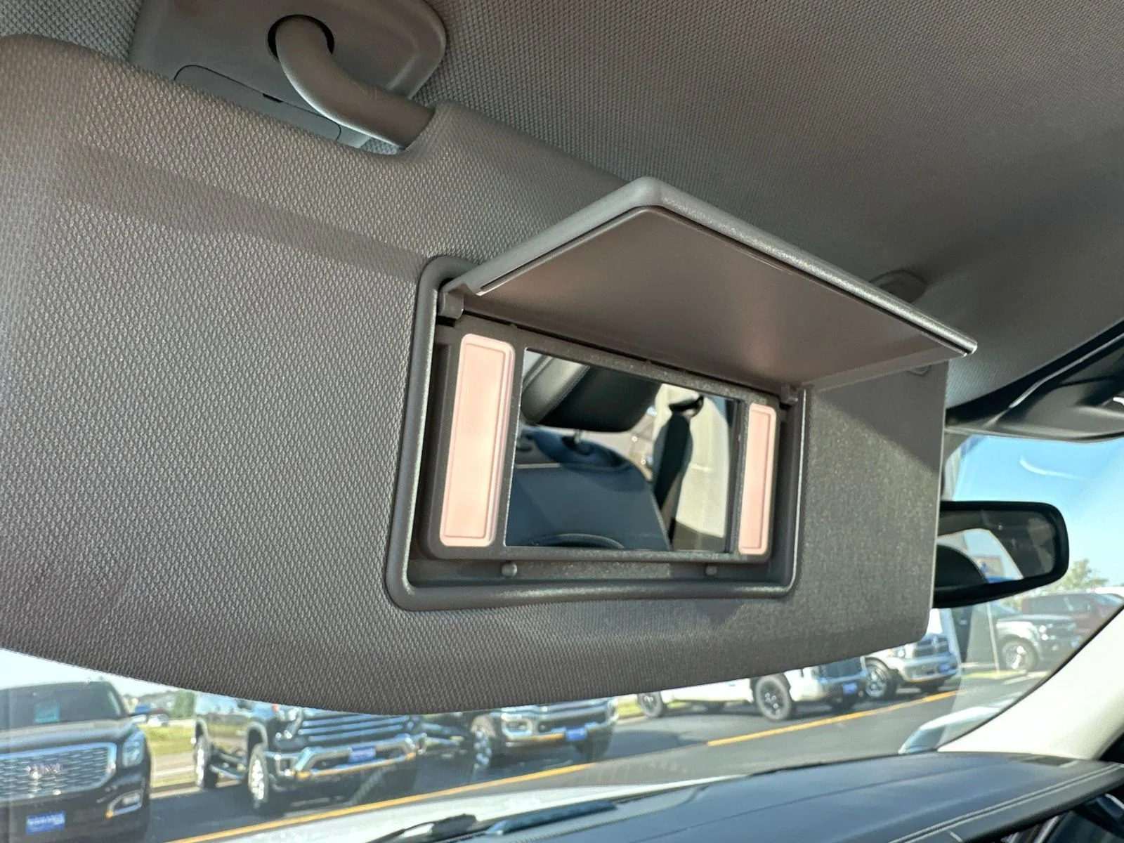 Used 2022 White Jeep 4xe image 75