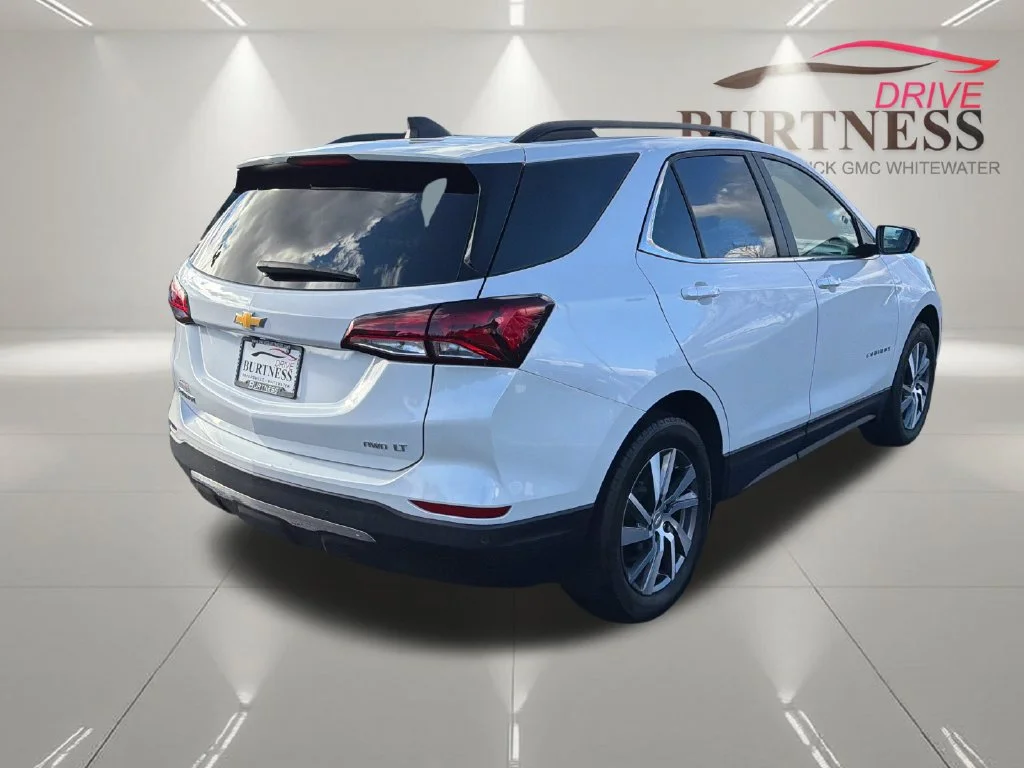 Certified Used 2024 Iridescent Pearl Tricoat Chevrolet LT image 8