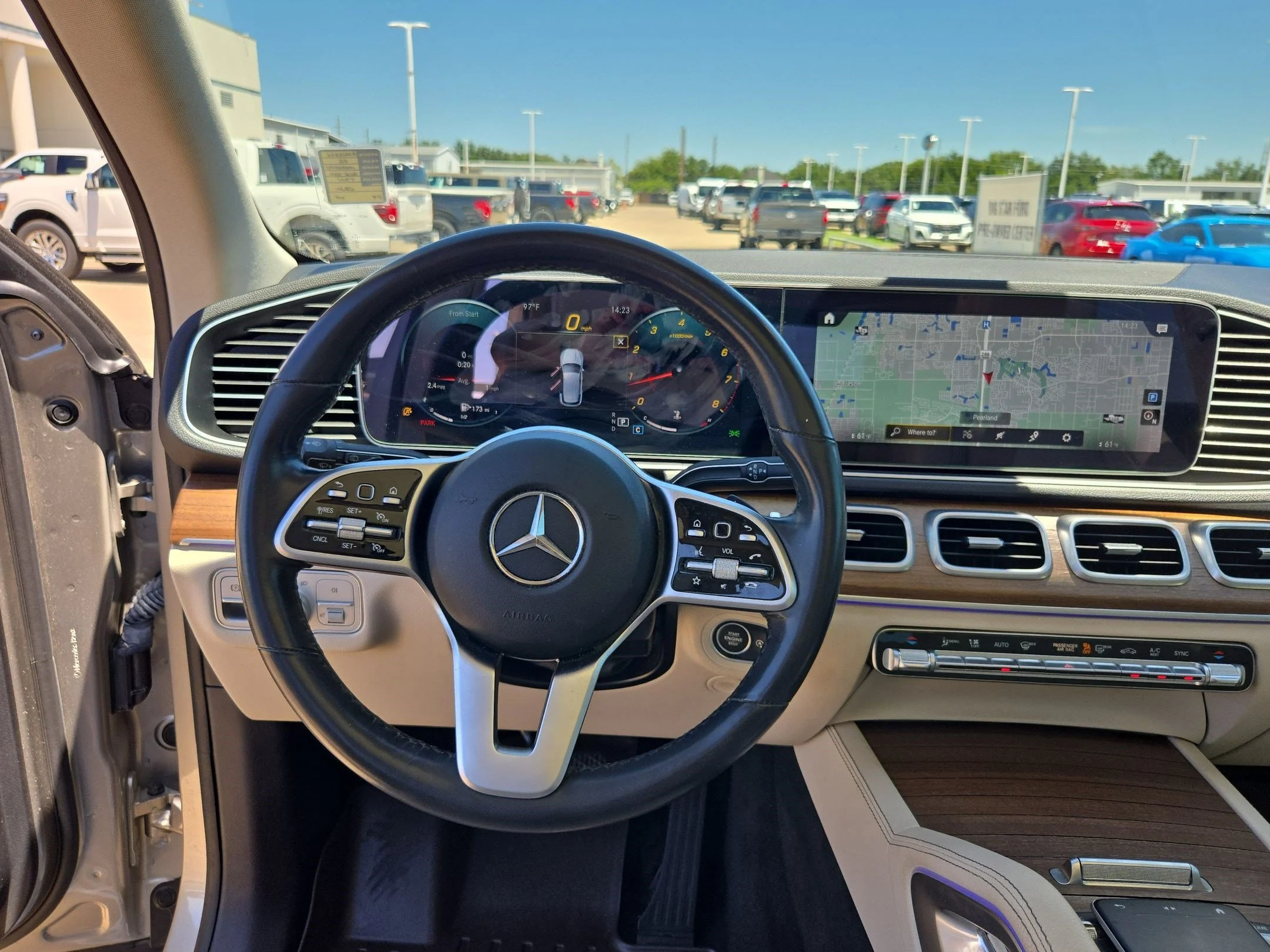 Certified Used 2022 Mojave Silver Metallic Mercedes-Benz GLE 350 image 23