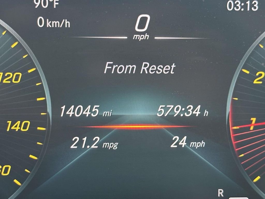 Used 2022 White Mercedes-Benz GLC 300 image 24