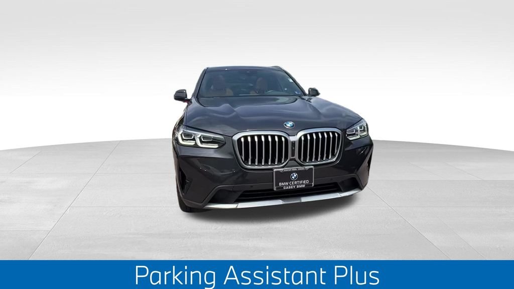 Used 2024 Gray BMW xDrive30i image 10