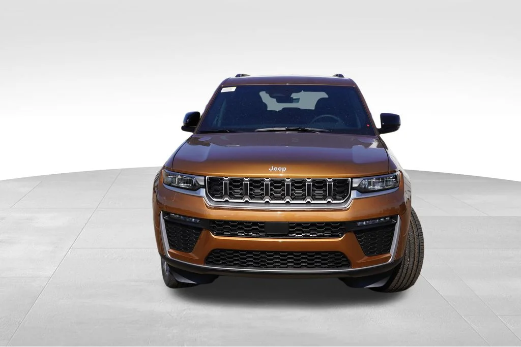New 2026 Copper Shino Metallic Clearcoat Jeep Limited image 8