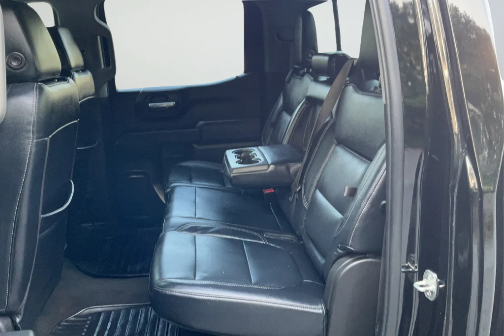 Used 2021 Black Chevrolet LT image 39