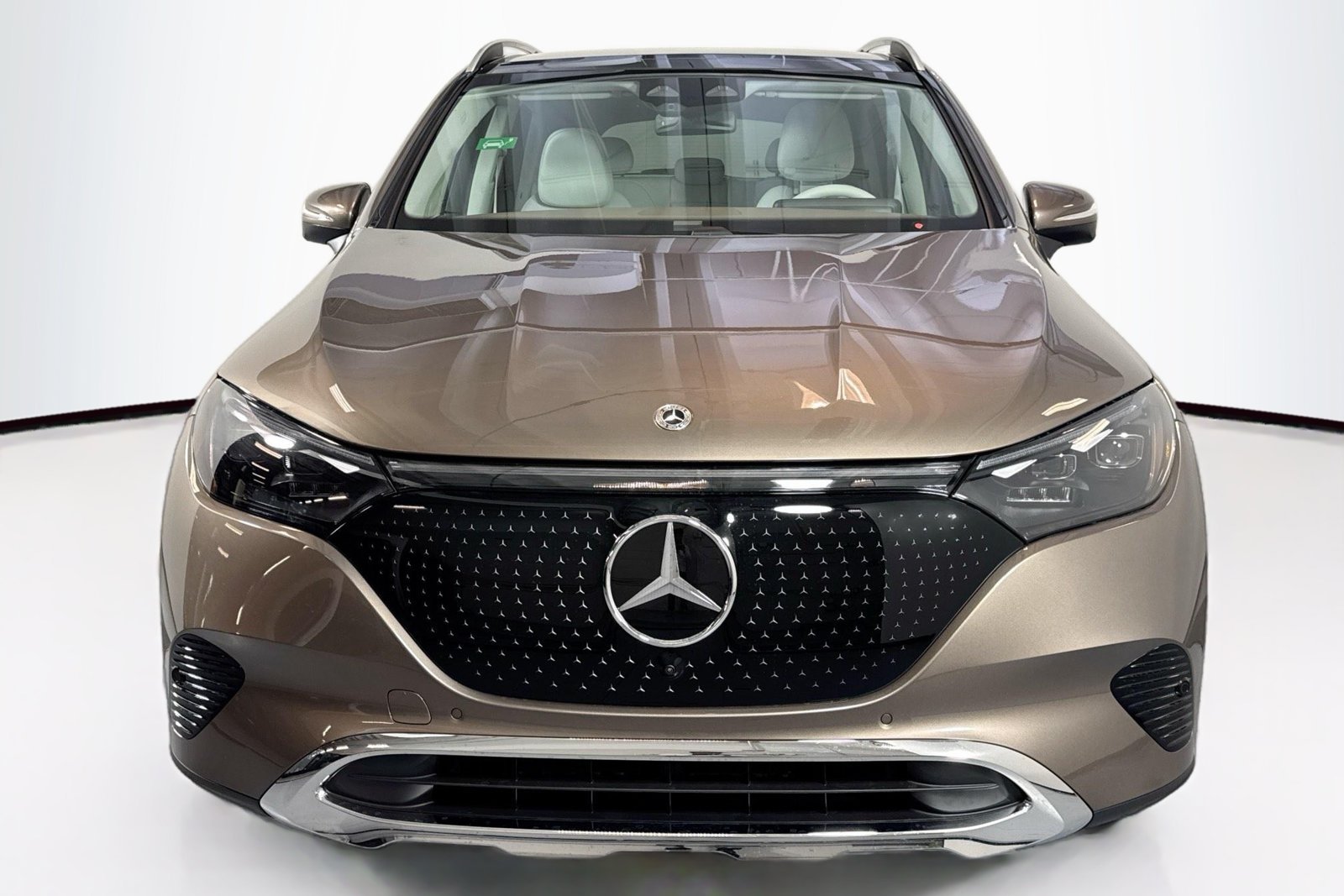 New 2026 Sonoran Brown Metallic Mercedes-Benz EQE 320 image 2
