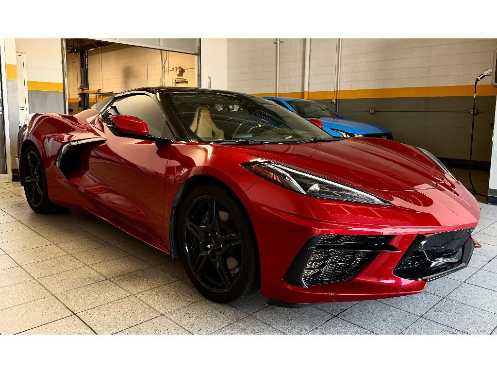 Used 2021 Red Chevrolet 2LT image 14