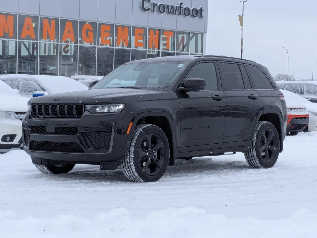 New 2026 Black Jeep Altitude - - 4x4 - Power Sunroof - Altitude Pack - 2.0L Turbo - Remote Start & More! image 4