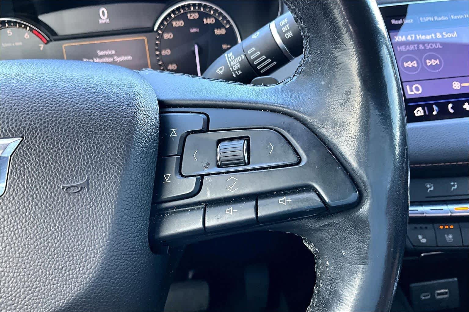 Used 2019 Autumn Metallic Cadillac FWD Premium Luxury image 25