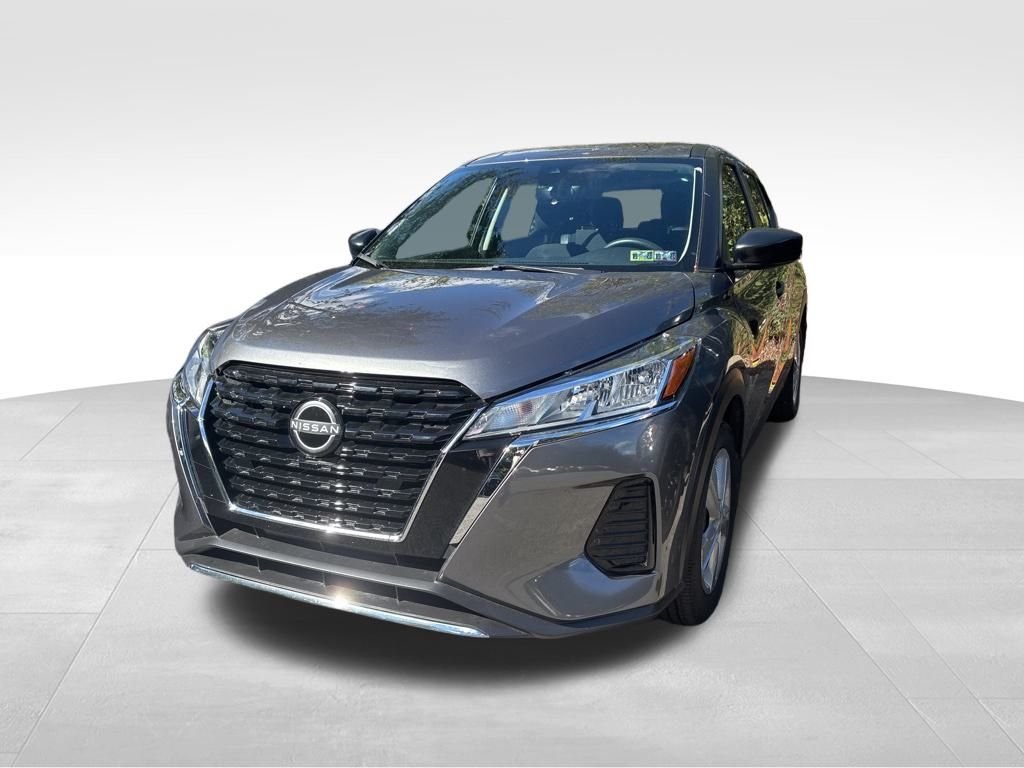 2024 Nissan Kicks S photo 3