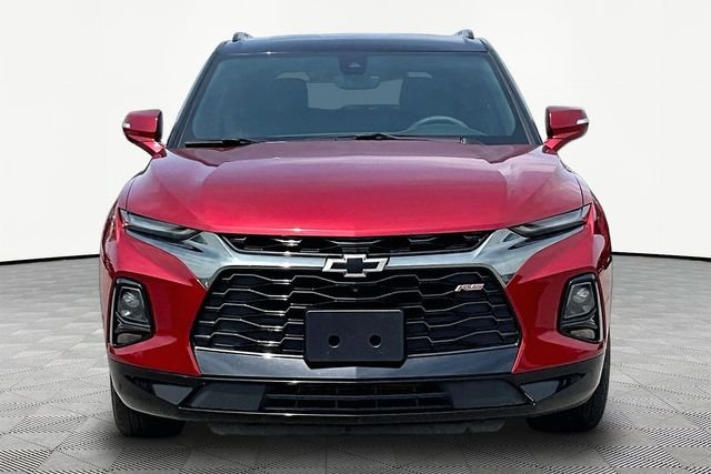 Used 2022 Red Chevrolet RS image 3