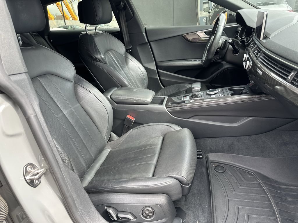 Used 2019 Gray Audi Premium Plus image 26