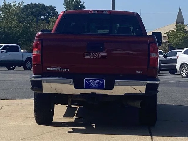 Used 2019 Red GMC SLT image 4