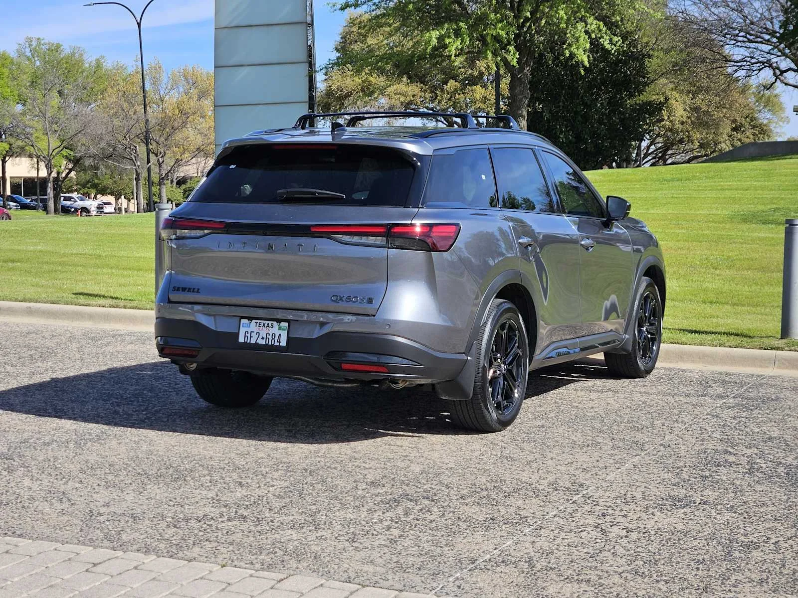 New 2026 GRAPHITE SHADOW INFINITI Sport AWD image 4