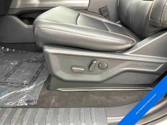 New 2026 Star White Metallic Tri-Coat Ford F-350® Lariat® image 40