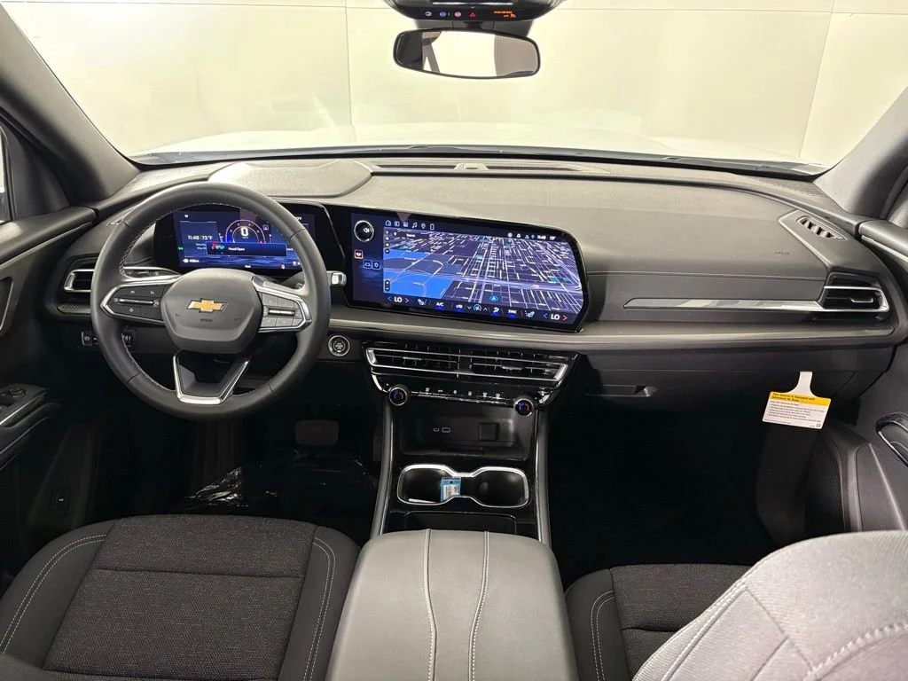 New 2026 Summit White Chevrolet LT image 42