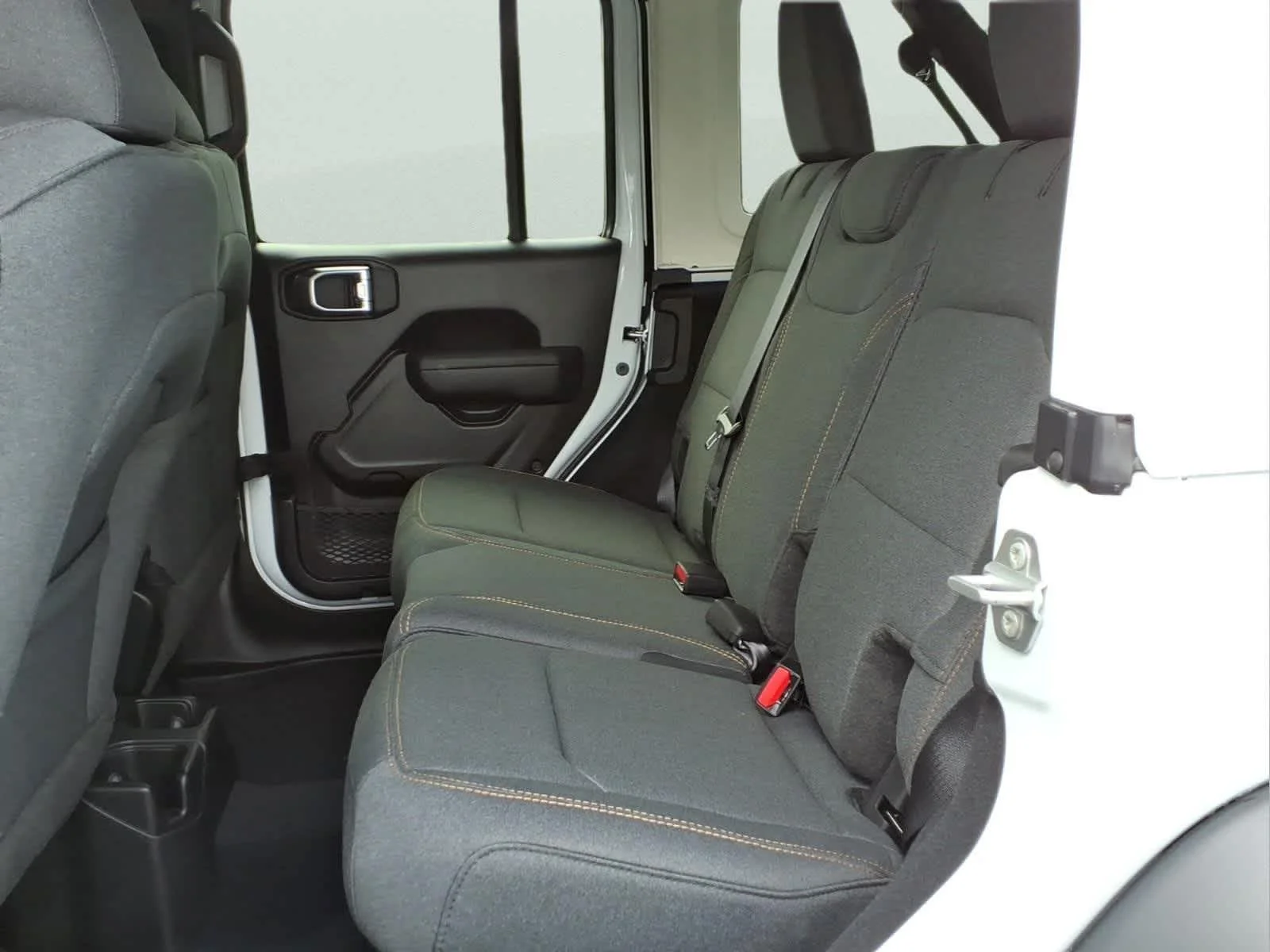 New 2026 Bright White Clearcoat Jeep Sport S image 15