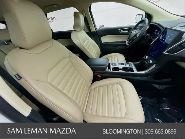 Used 2024 White Ford SEL image 27