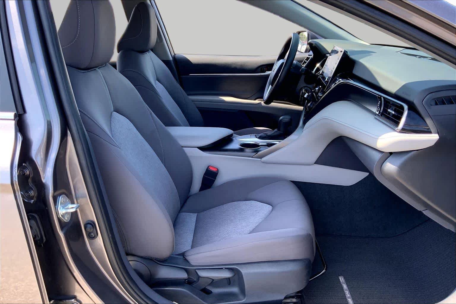 Used 2024 Predawn Gray Mica Toyota LE image 9
