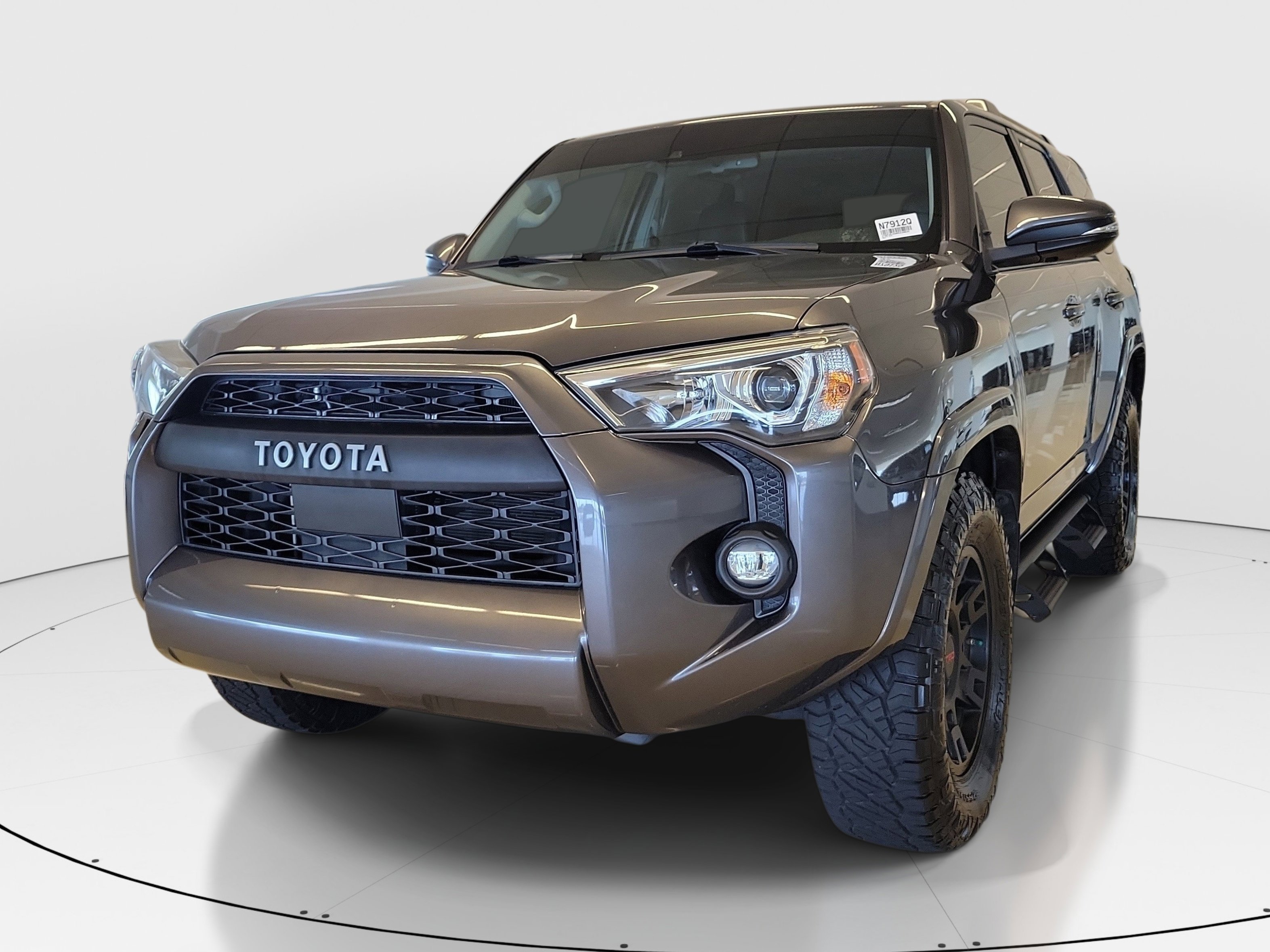 Used 2021 Magnetic Gray Metallic Toyota SR5 Premium image 4