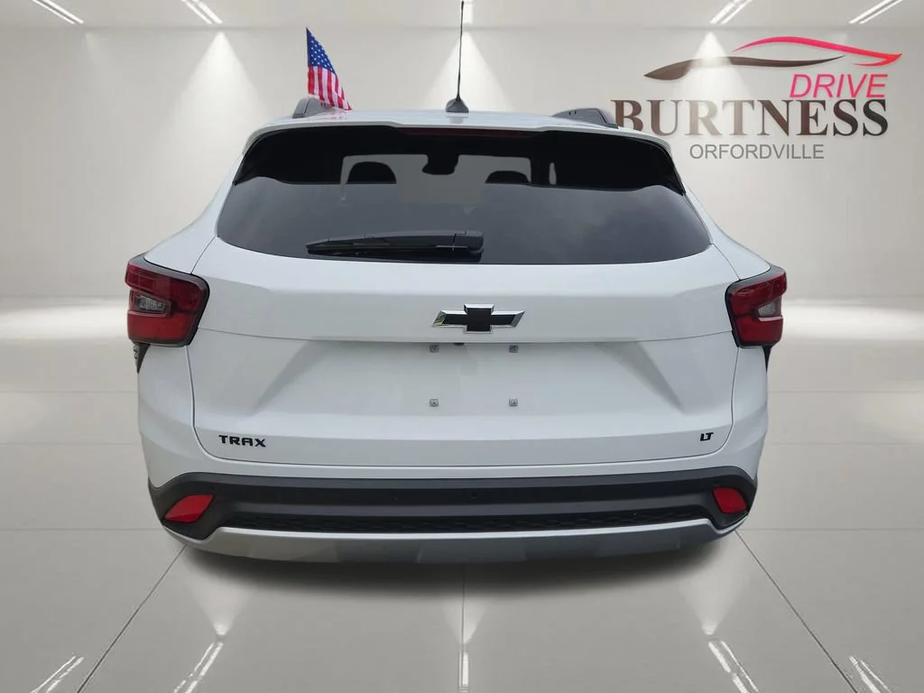 2026 Chevrolet Trax LT - Photo 6