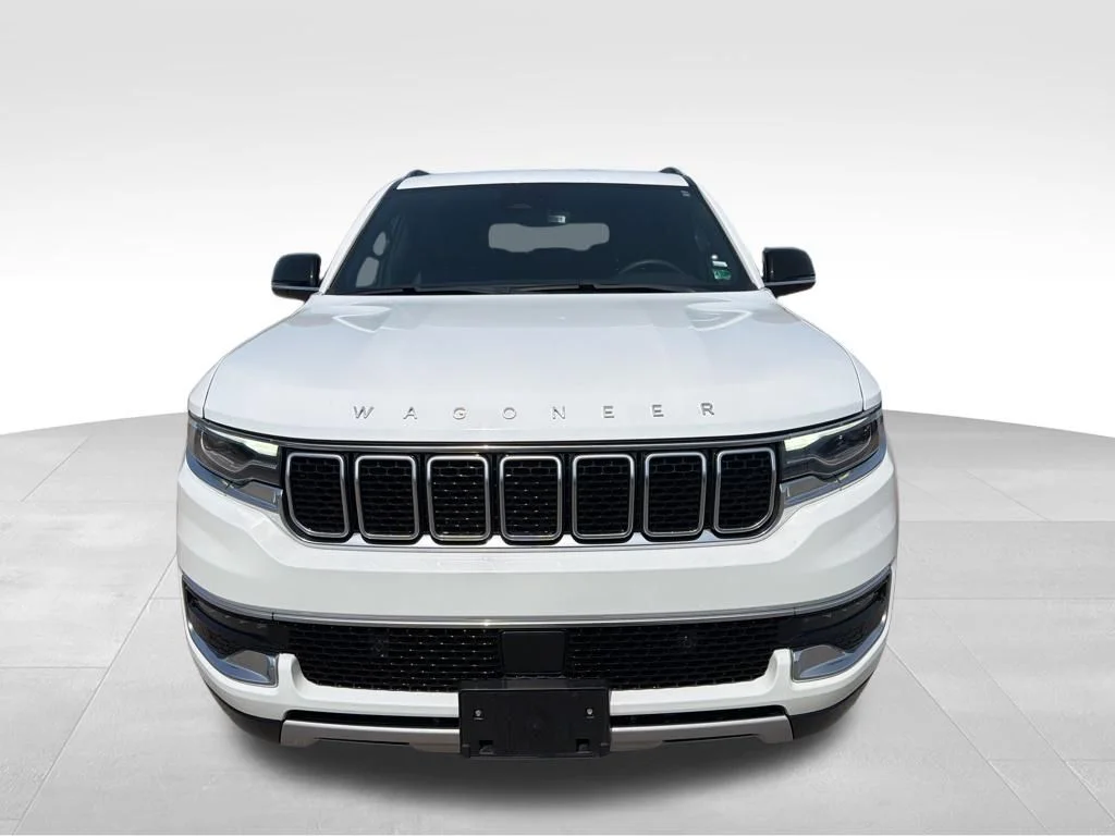 Used 2024 White Jeep Series II image 9