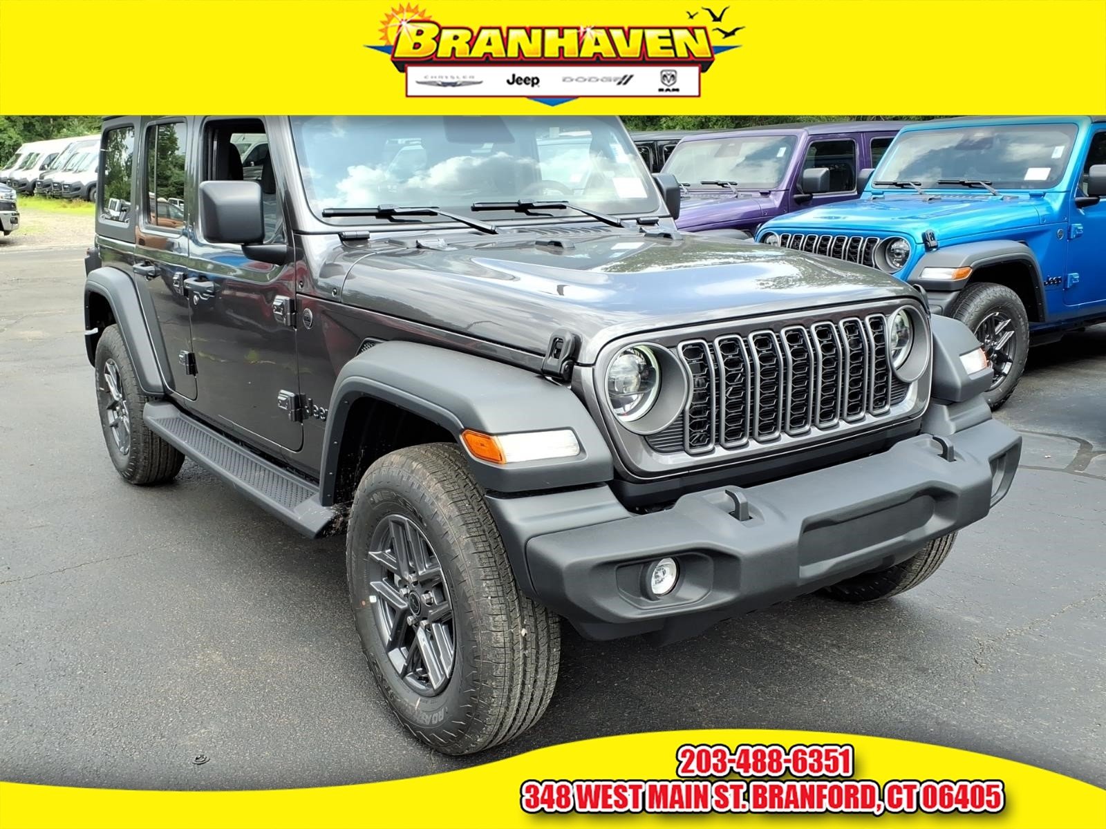 New 2026 Granite Crystal Metallic Clear-Coat Exterior Paint Jeep Sport S image 1