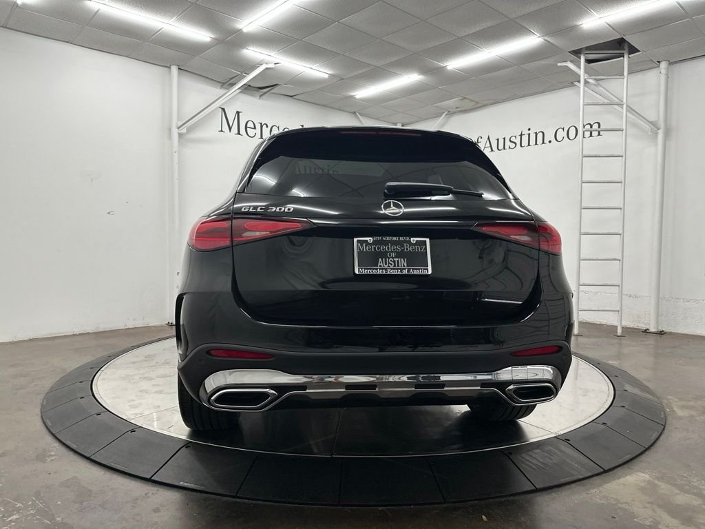 New 2026 Black Mercedes-Benz GLC 300 image 6