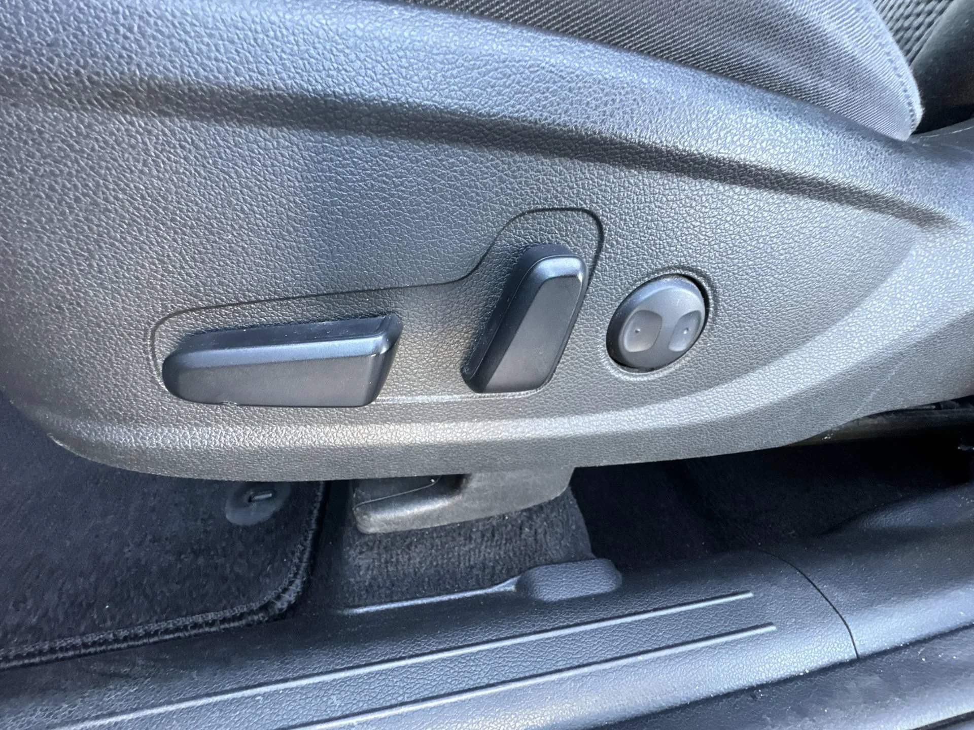 2022 Hyundai Santa Fe SEL - Photo 12
