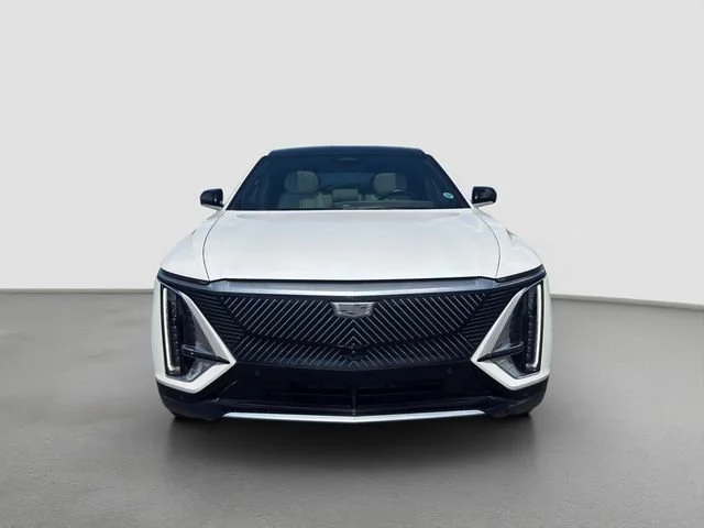 Used 2024 Cadillac LYRIQ Luxury 1 with VIN 1GYKPPRLXRZ102192 for sale in Kansas City