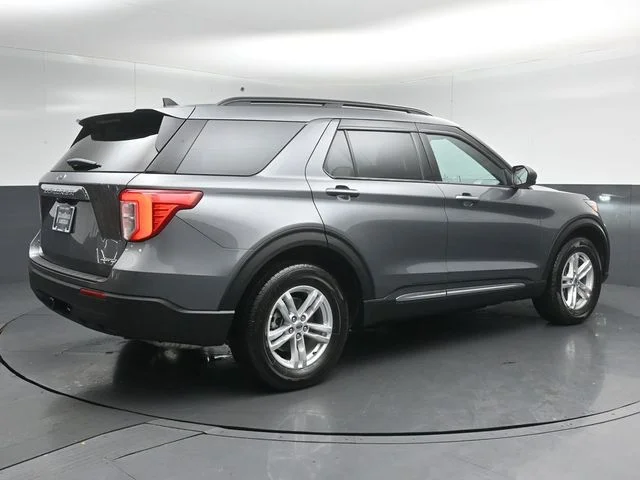 Used 2022 Gray Ford XLT image 7