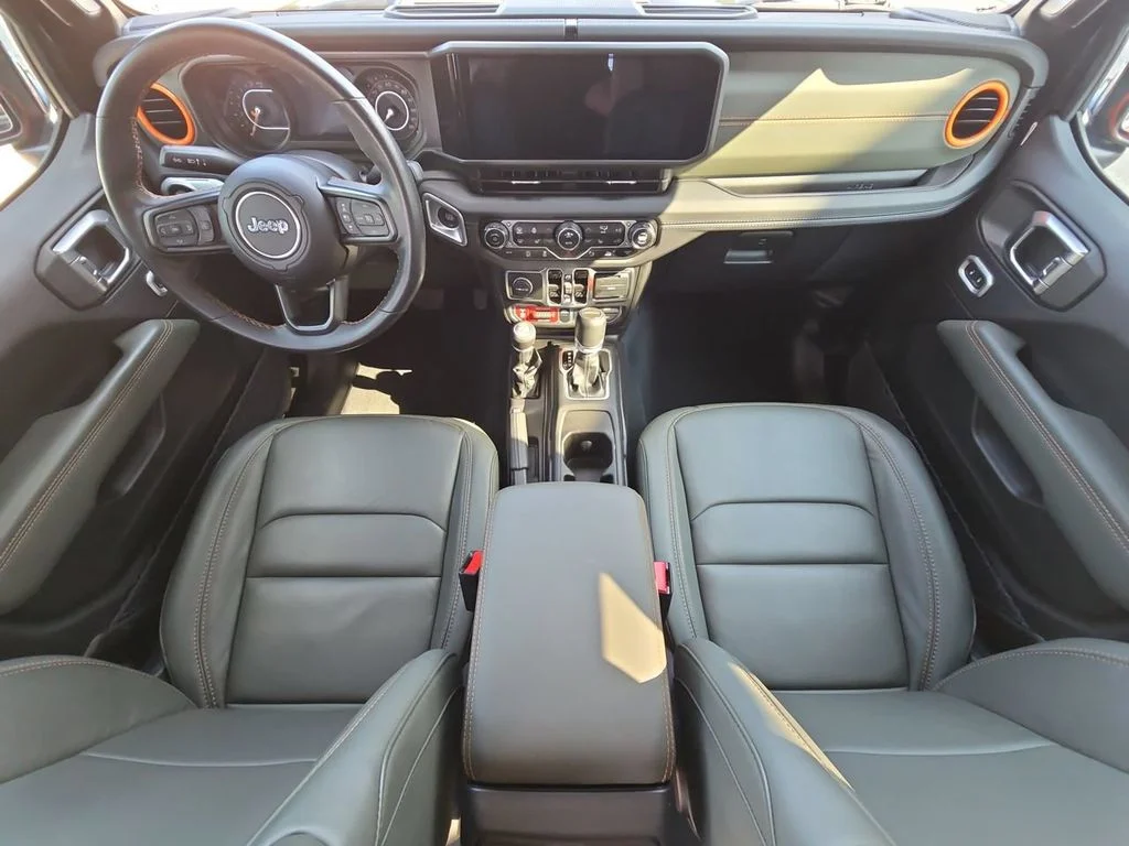 Certified Used 2024 Black Jeep Mojave image 21