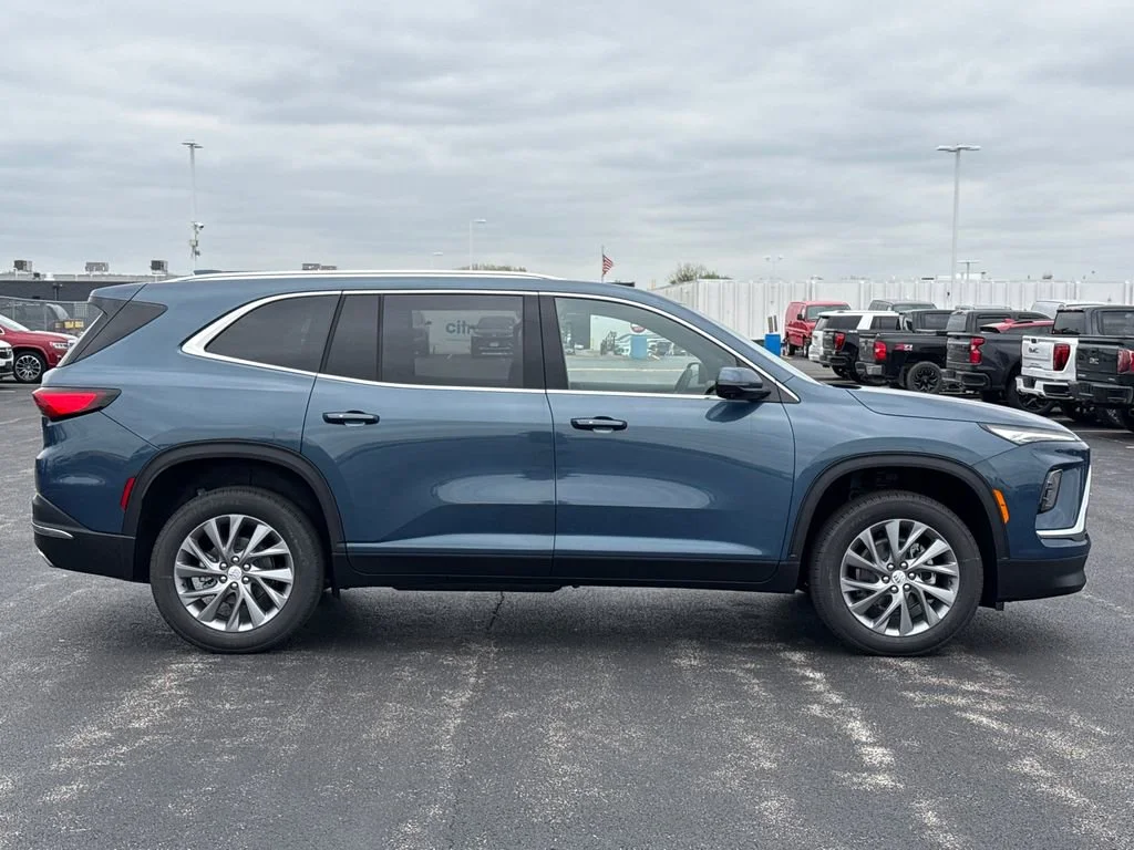 2026 Buick Enclave Preferred - Photo 9