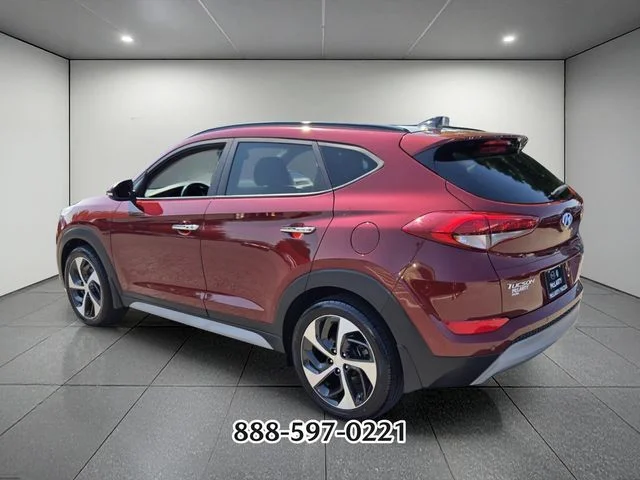 Used 2018 Red Hyundai Limited image 3