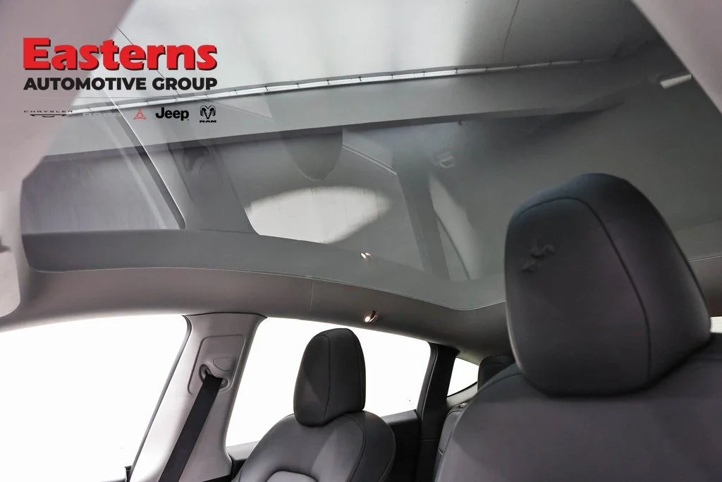 Used 2022 White Tesla Long Range image 28