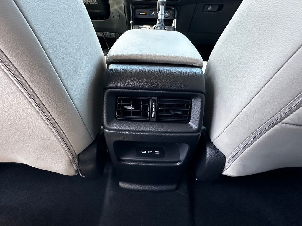 Used 2025 Black Honda EX-L image 20