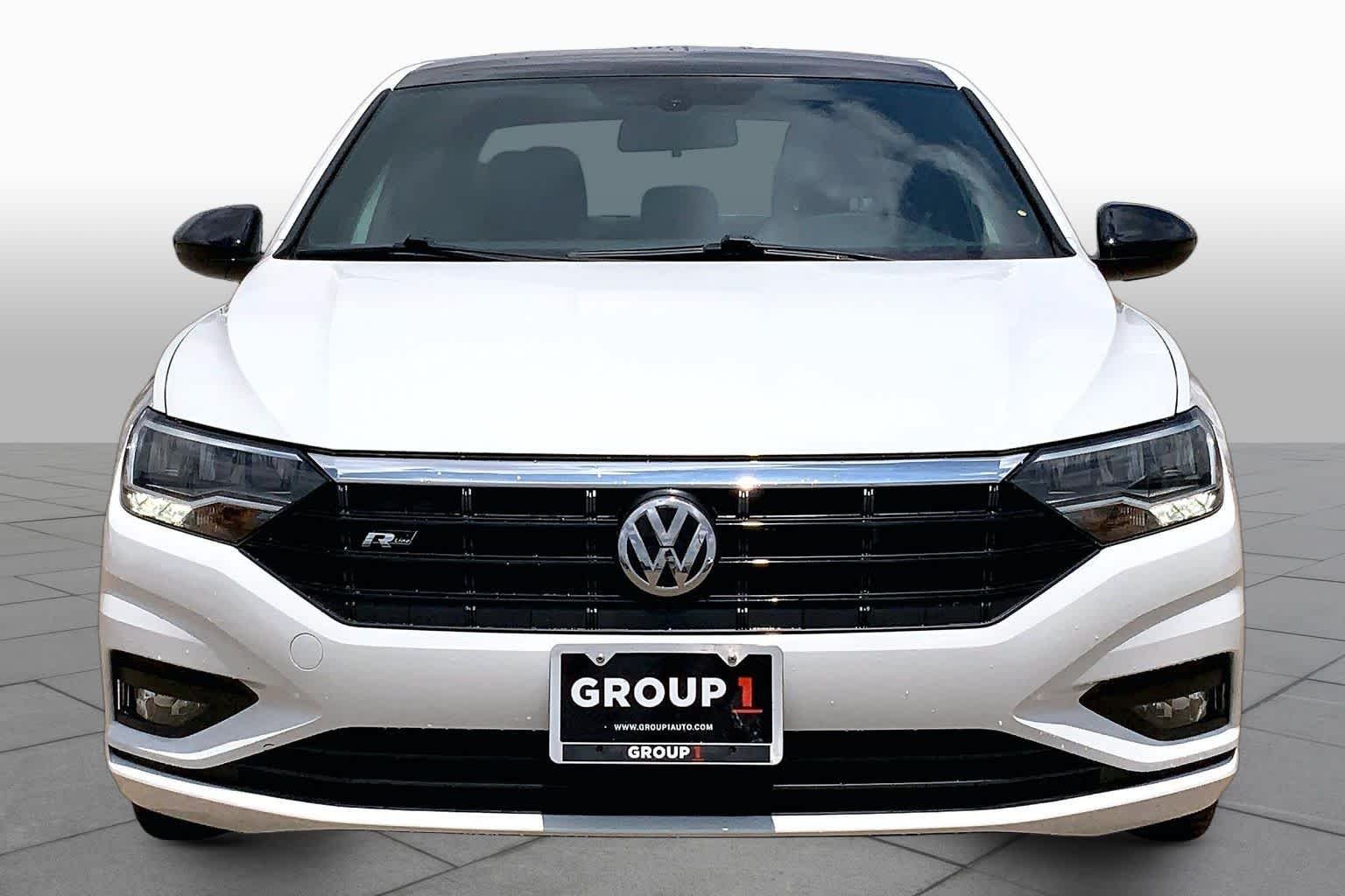 Used 2021 Pure White Volkswagen R-Line image 4