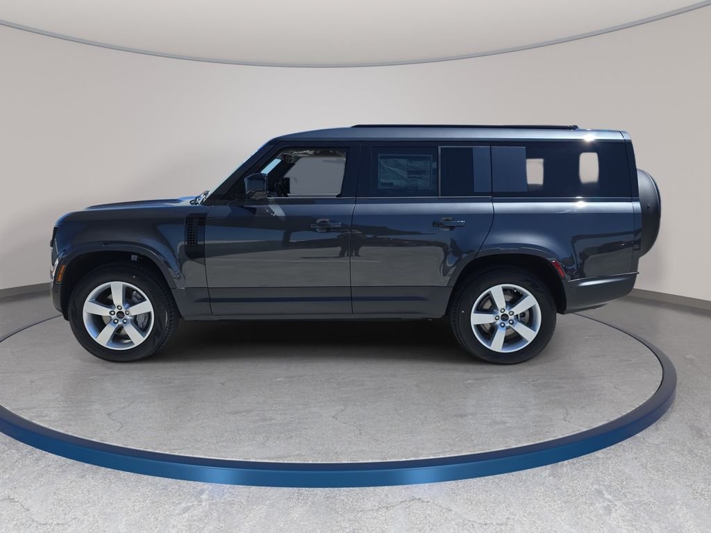 New 2026 Carpathian Grey Land Rover S image 8