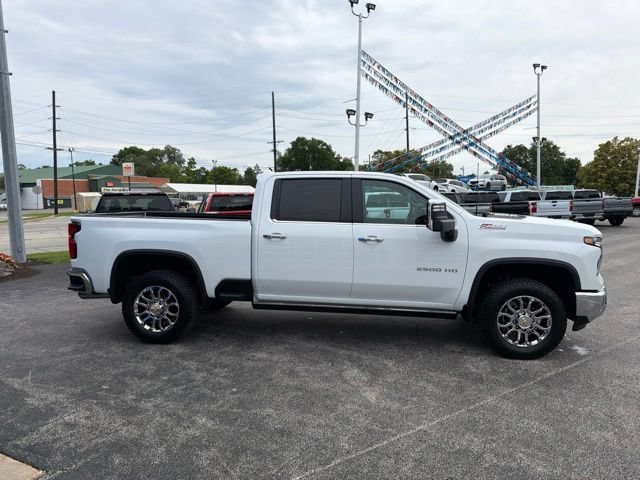2026 Chevrolet Silverado 2500 HD LTZ - Photo 13