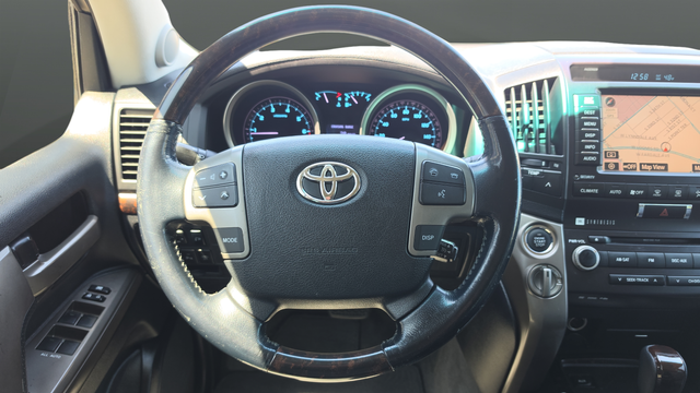 Used 2008 Red Toyota Base image 16